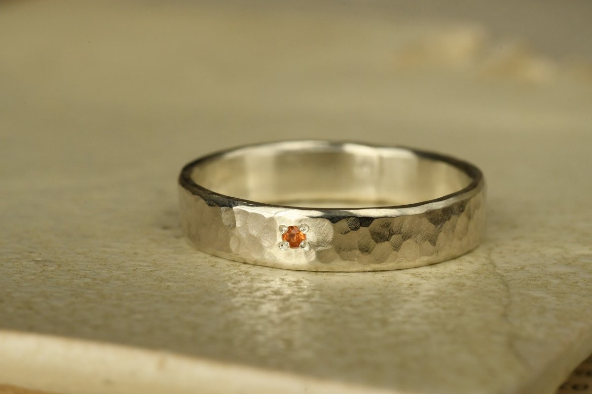 画像1: 光と銀物語〜スペサルタイトガーネット〜 (1)